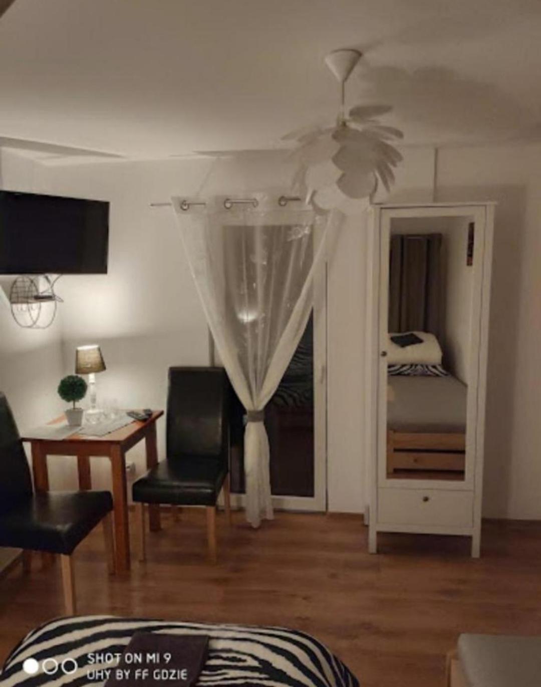 Apartamenty Pod Sosnami Ostroda Miedzylesie 6Os Zimmer foto